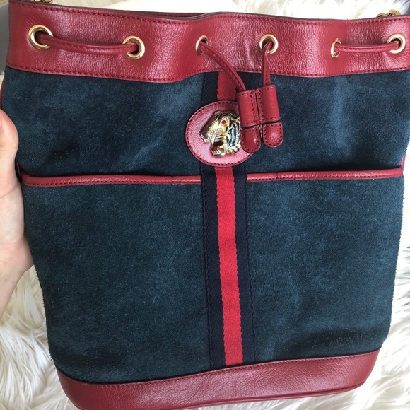 SOLD Gucci Rajah bucket bag medium dark blue suede - Picture 14 of 16